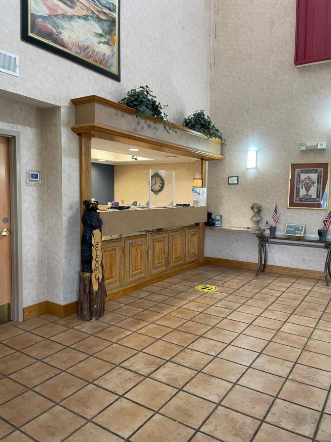 Econo Lodge Newport Exteriér fotografie