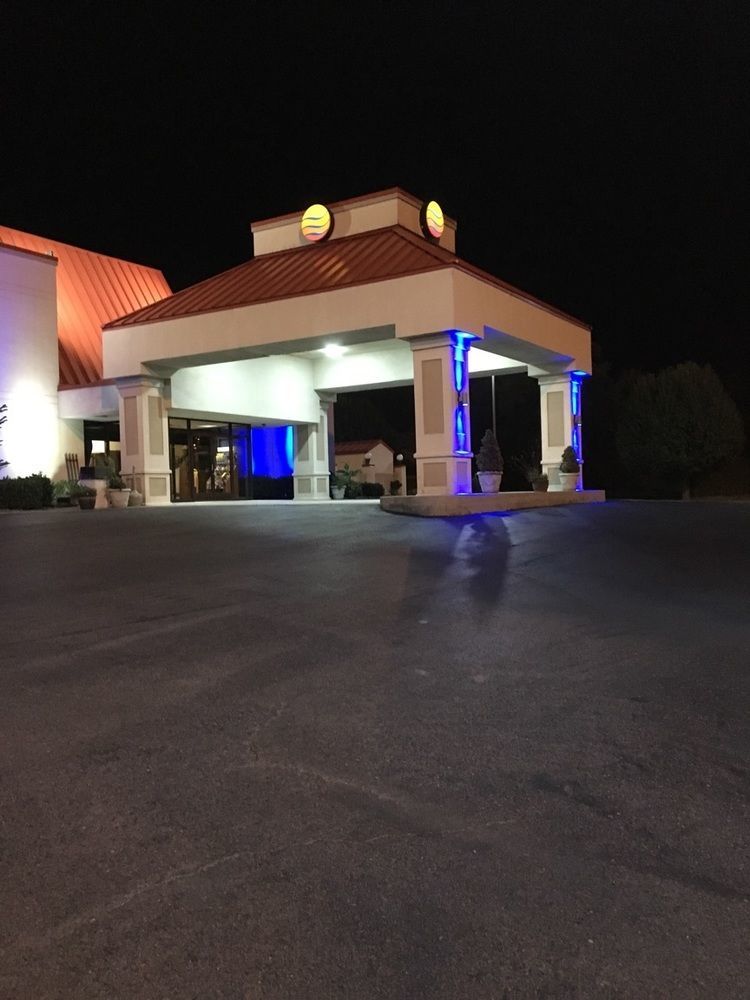 Econo Lodge Newport Exteriér fotografie