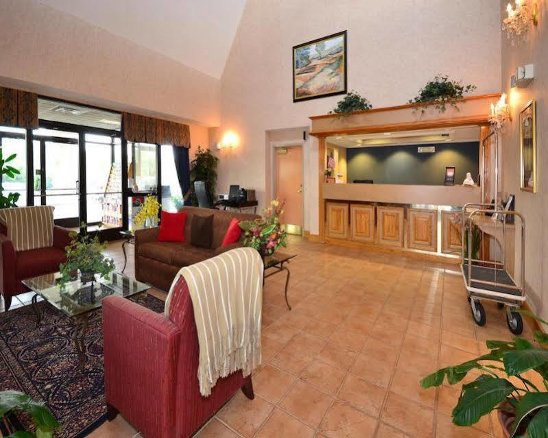 Econo Lodge Newport Exteriér fotografie