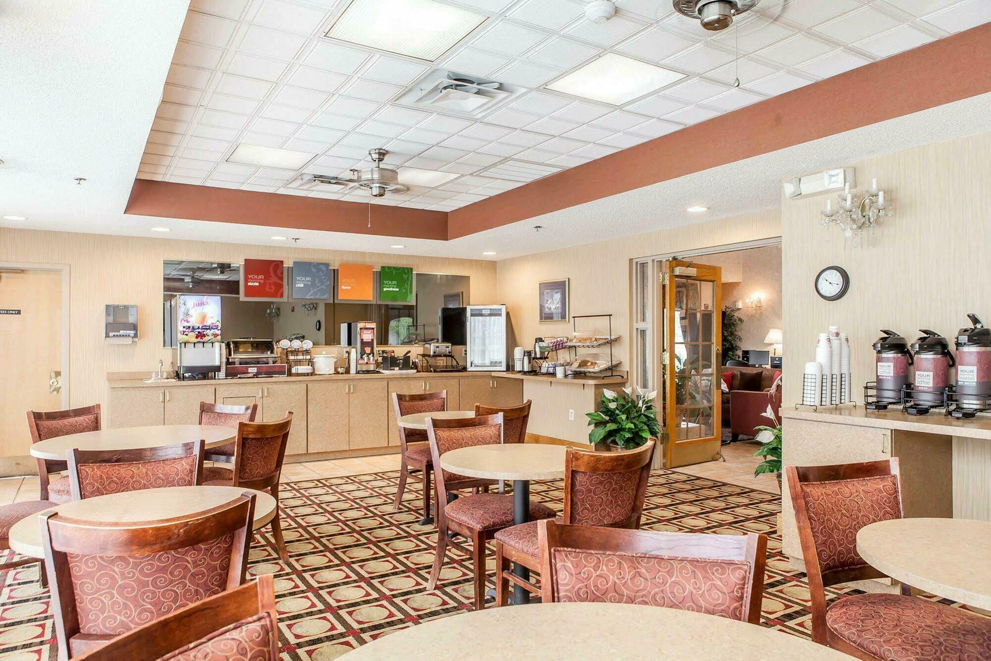 Econo Lodge Newport Exteriér fotografie